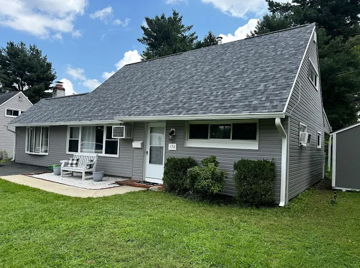 Platinum Roofing, Windows, & Siding Picture 2