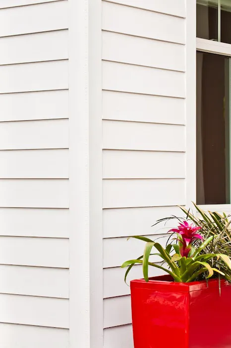 DAS Roofing & Siding Picture 10