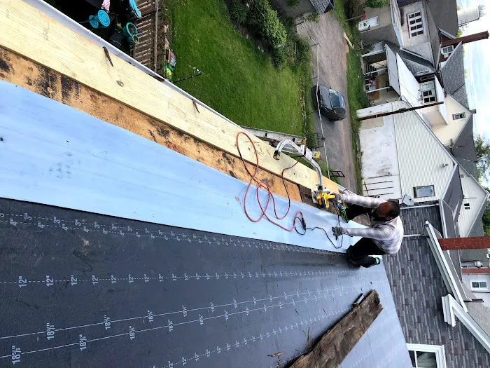 HMC ROOFING PRO LLC Picture 5