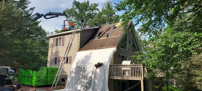 Valley Peak Roofing Co. Picture 1