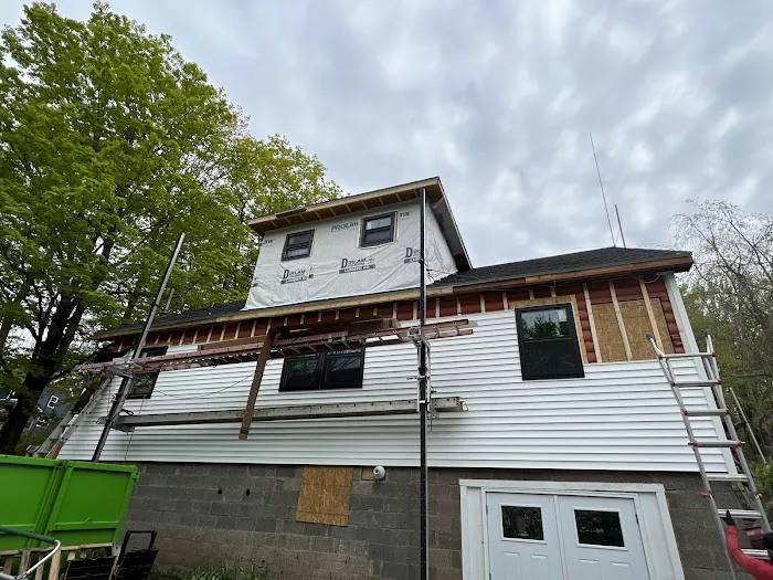 Valley Peak Roofing Co. Picture 7