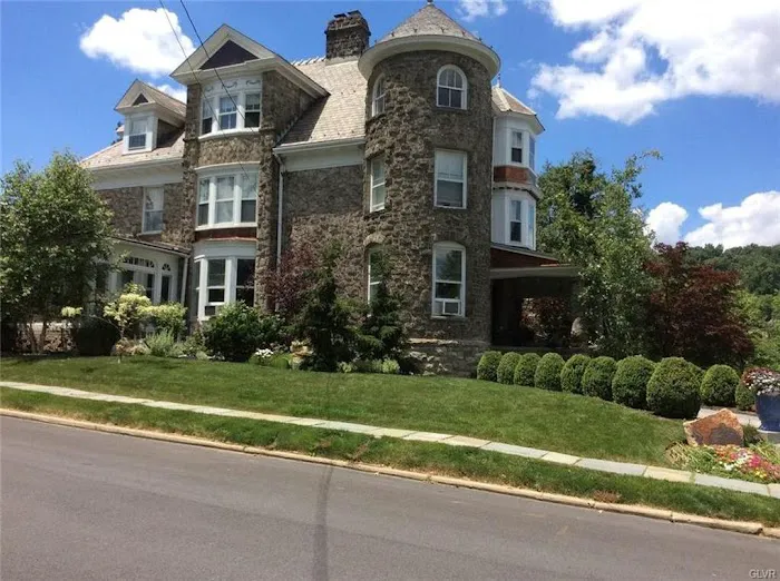 E.C. Kardelis General Contracting Picture 6