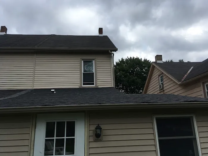 White's Roofing, Siding and General Contracting LLC Picture 1