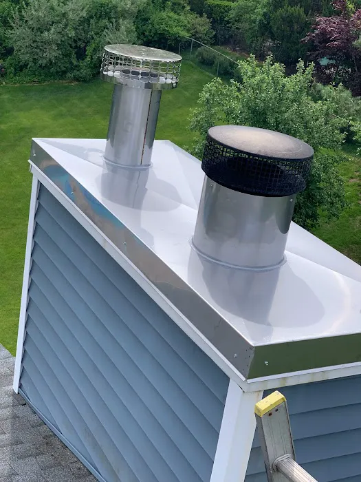 Royal roofing and gutters Picture 5