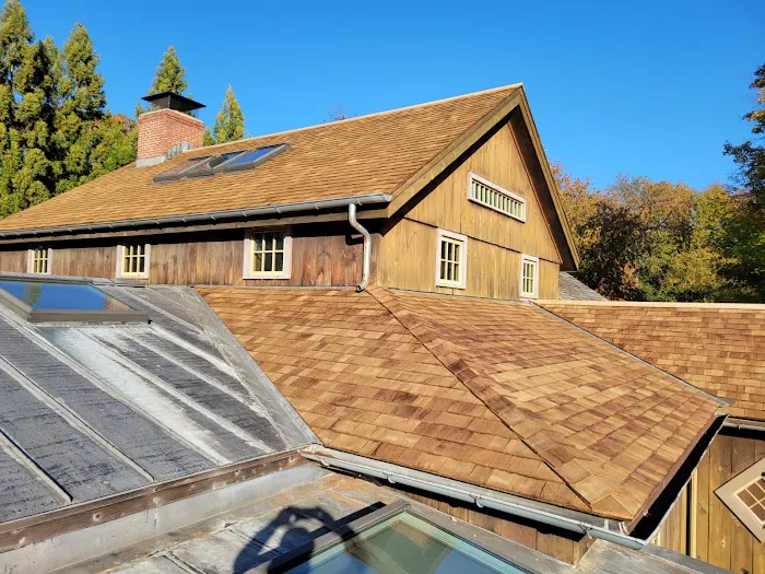 Madera's Roofing LLC Picture 3