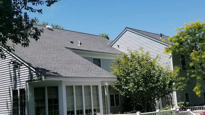 Gold Coast Roofing LLC Picture 1