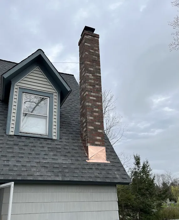 H & J Roofing Picture 1