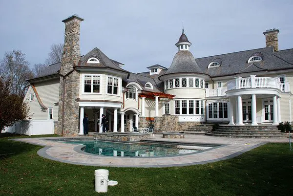 Landmark Exteriors Inc Picture 2