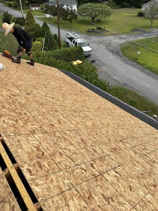 Summit Exteriors Picture 1