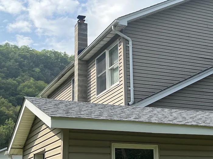 Summit Exteriors Picture 3