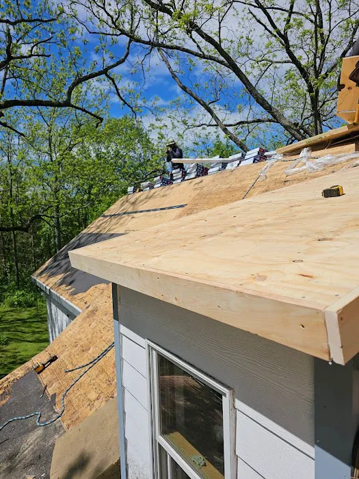 All Seasons Roofing & Siding Inc Picture 8