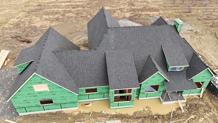 LL Roofing & Restoration Inc Picture 3