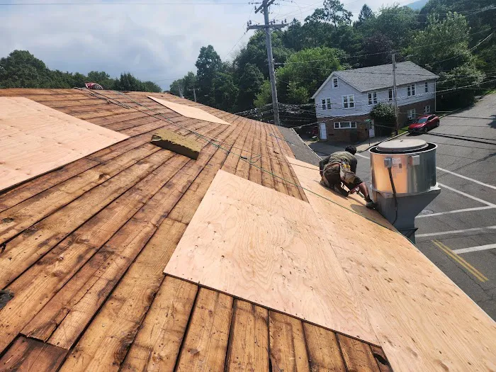 TE Roofing Contracting Picture 10