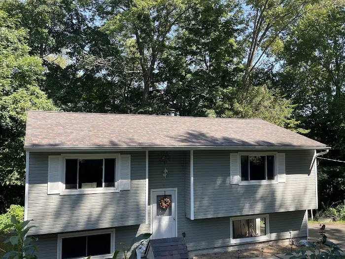 Roberts Roofing Picture 3