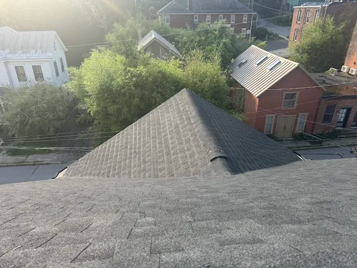 Hudson Valley Roofers Inc. Picture 4