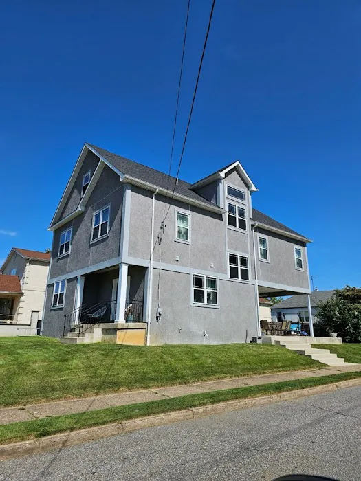 A & B Contracting & Roofing LLC Picture 2