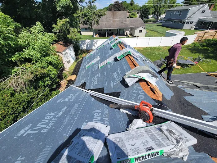 PHOENIX ROOFING & SIDING Picture 6