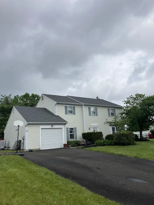 Ralphie’s Roofing LLC Picture 2