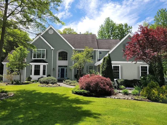 Emmons Roofing & Siding Picture 9