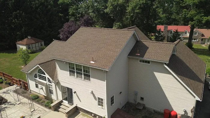 Bachman's Roofing Picture 4