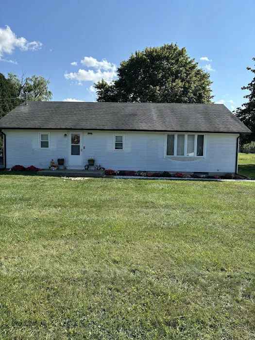 Adam Holencik Exterior Picture 6