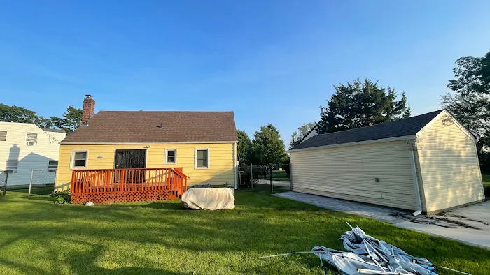 Supreme Island Corp Picture 8