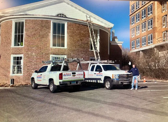 Rick's Main Roofing Ltd Picture 1