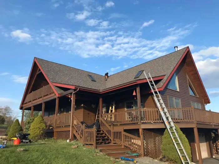 Strait Line Roofing Picture 6