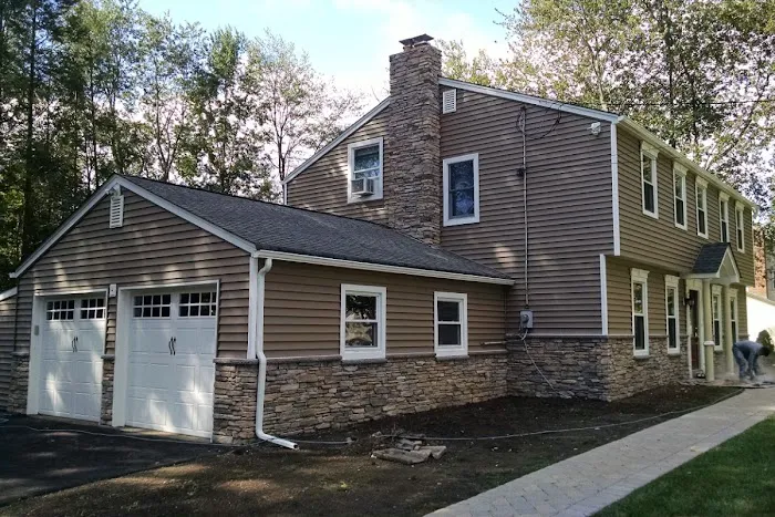 DM Ring Contacting Roofing - Gutters - Siding Installation & Repairs Picture 4