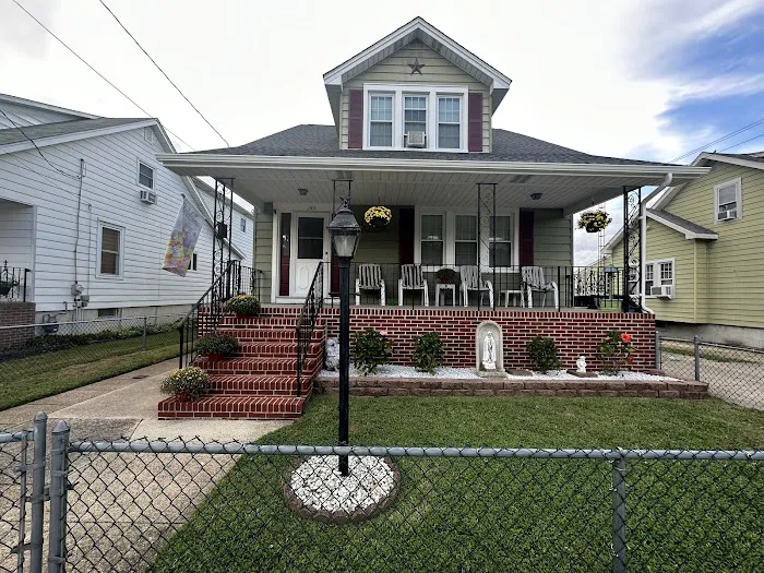 Top Line Roofing Picture 1