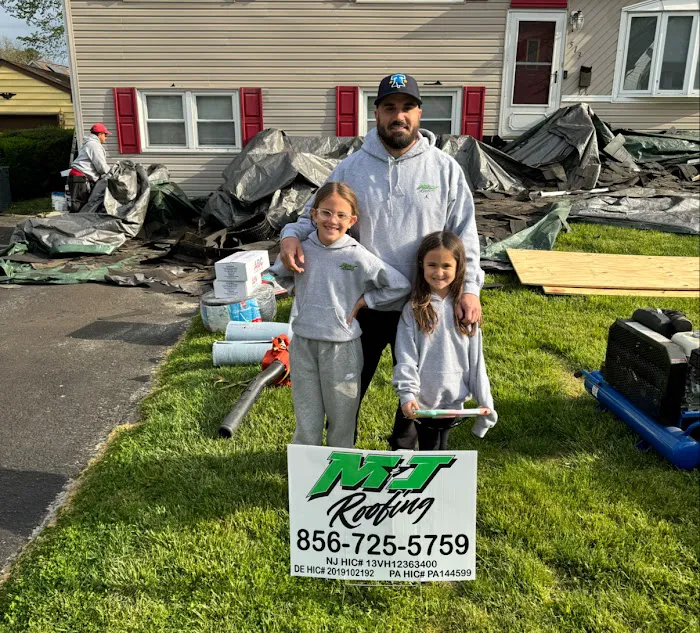 M&J Roofing Picture 9