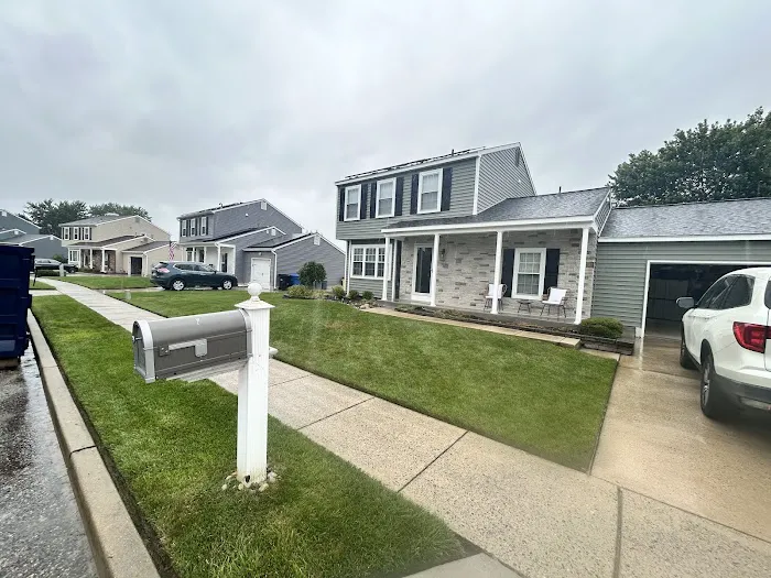 Grand View Roofing & Exteriors Picture 1