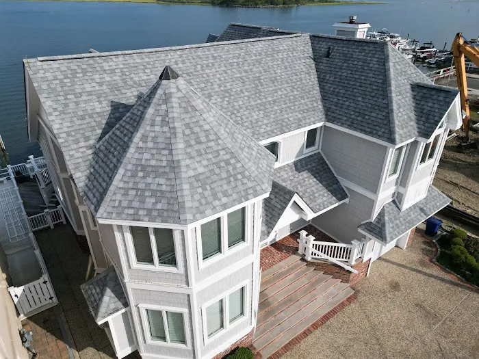 Grand View Roofing & Exteriors Picture 8