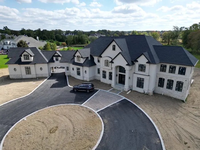 Grand View Roofing & Exteriors Picture 9