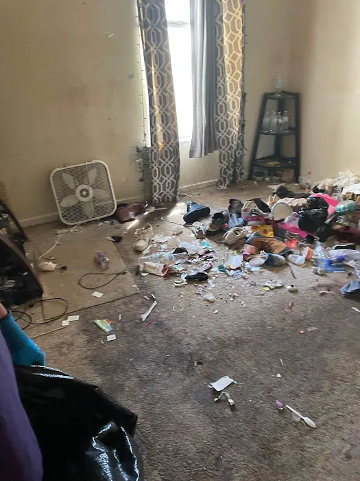 Dylan Services LLC Picture 3