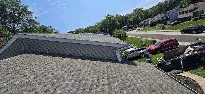 Armstrong Roofing LLC Picture 2