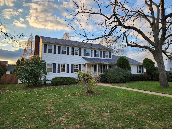 E.Z. DOES IT - CLAIMS AND CONSTRUCTION LLC Picture 9