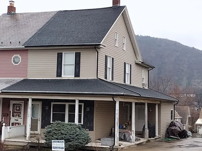 Holencik Exteriors Picture 5