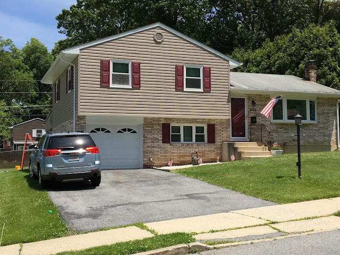 Whitaker Roofing & Siding Picture 8