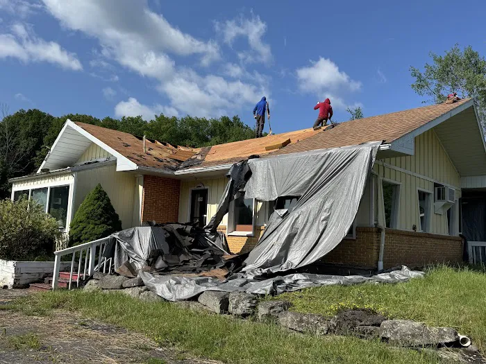 Crooked Ladder Roofing of NEPA Picture 2