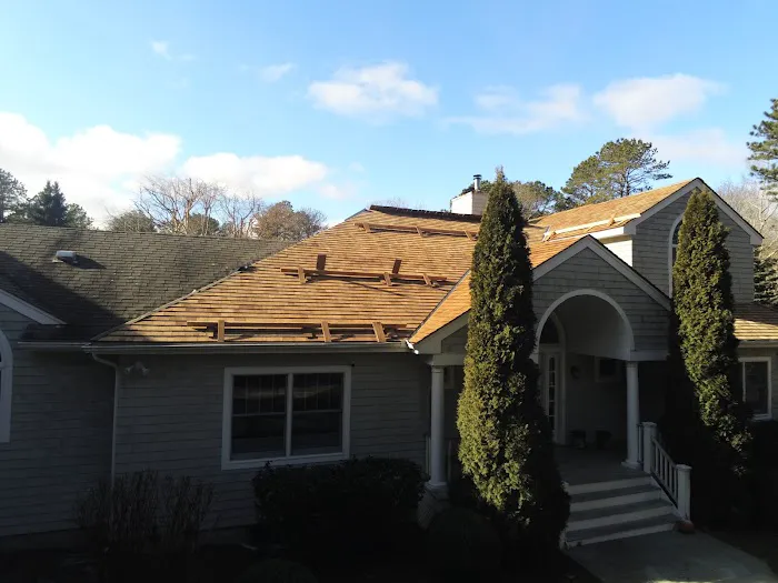 PERFECTION CEDAR ROOFING & SIDING Picture 2