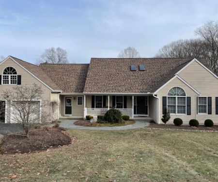 Valley Roofing and Siding Inc