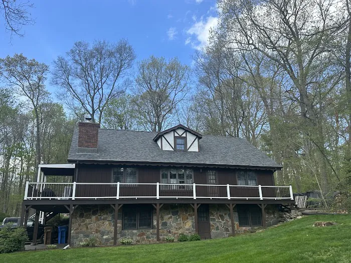 Valley Roofing and Siding Inc Picture 10