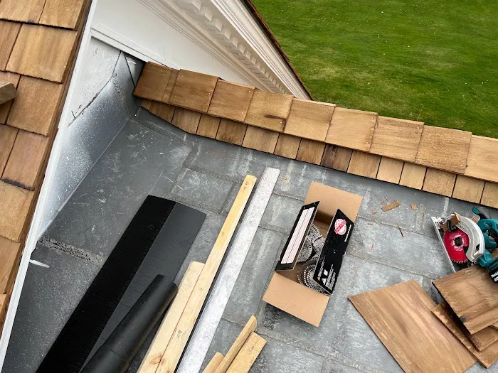 Cedar & Copper Picture 6