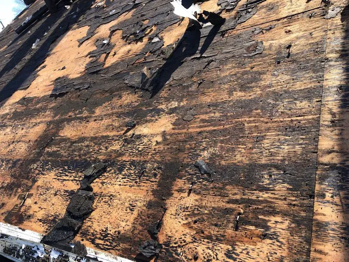 E&A Roofing Company LLC Picture 2