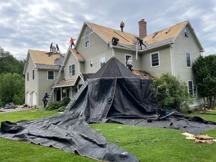 Aardvark Roofing, Windows & Siding Picture 4