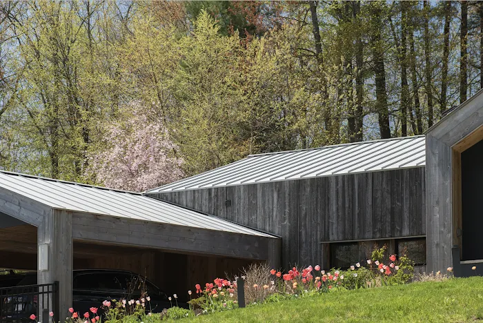 Sikorsky Metal Picture 1