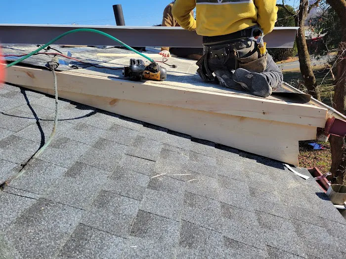 CHE ROOFING Picture 8