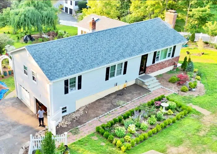 DG Roof Pros Picture 1