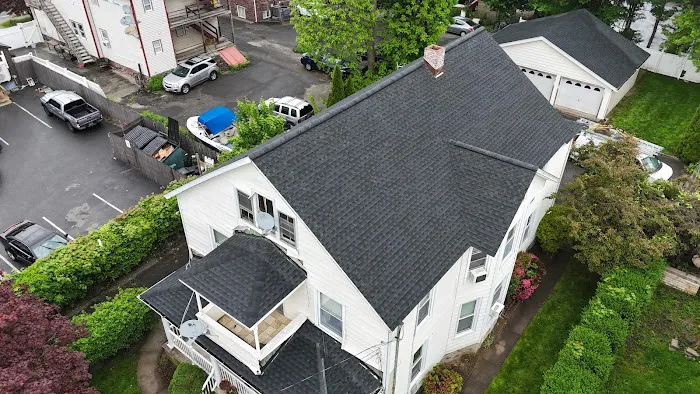 Rubman Construction LLC Roofing & Siding Service Picture 2